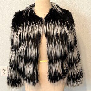 Vince Camuto Fluffy Faux Fur Black White Jacket Medium Yeti Mob Wife